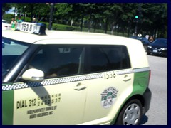S Lake Shore Drive 05 - small taxi